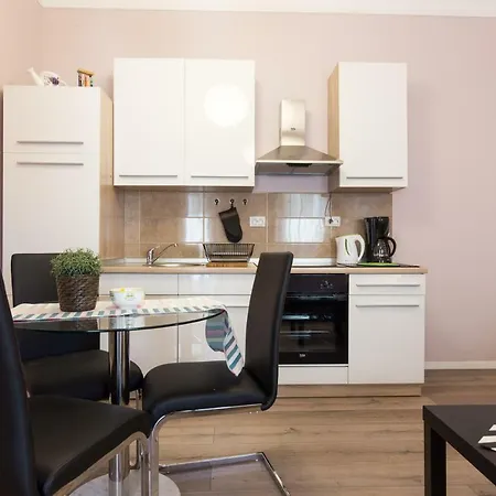 Cozy Ap Rubin, Centre, Fully Furnished, Free Wifi Appartamento *