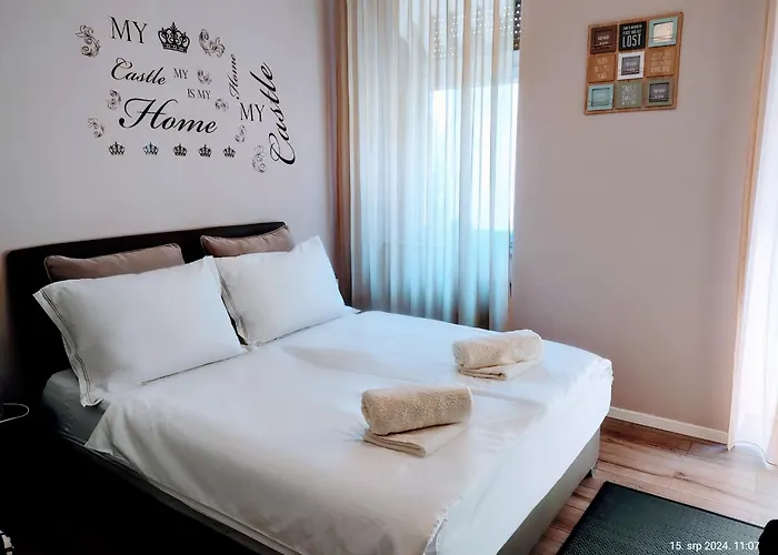 Cozy Ap Rubin, Centre, Fully Furnished, Free Wifi Appartamento Fiume