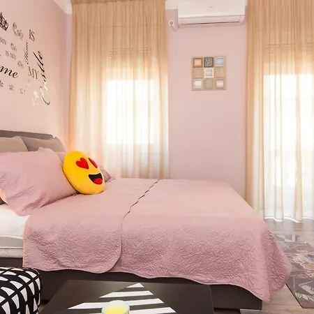 Cozy Ap Rubin, Centre, Fully Furnished, Free Wifi Rijeka